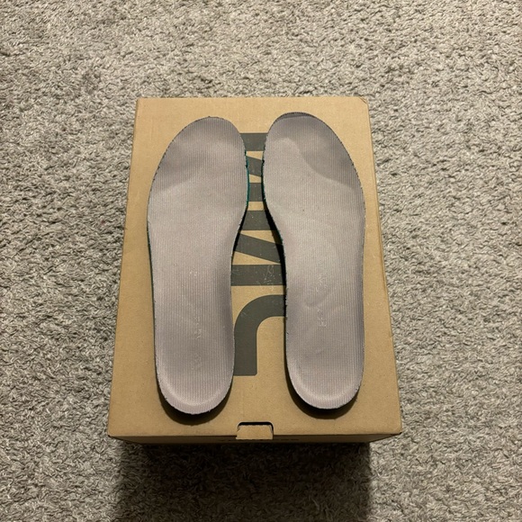 Adidas Yeezy 500 Taupe Light size 11 - Picture 8 of 11